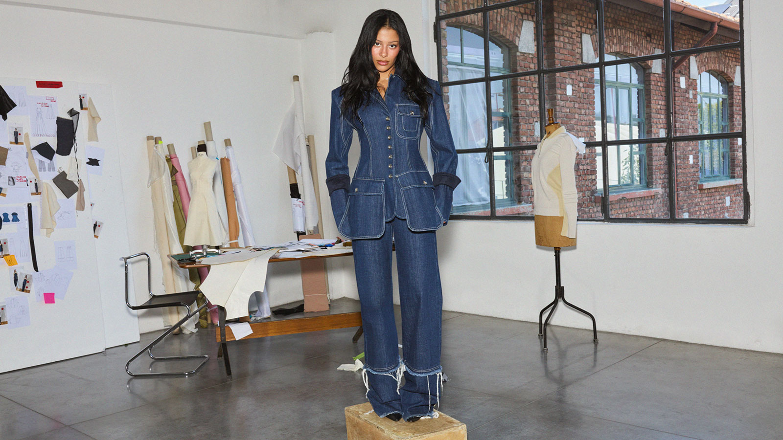 Sami Miro Denim Maxandco Hero Desktop 1 (1) MAX&Co.