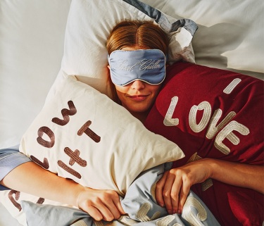 1-800 GIFT ALERT(ピエトロ・テルツィーニ)×MAX&Co.